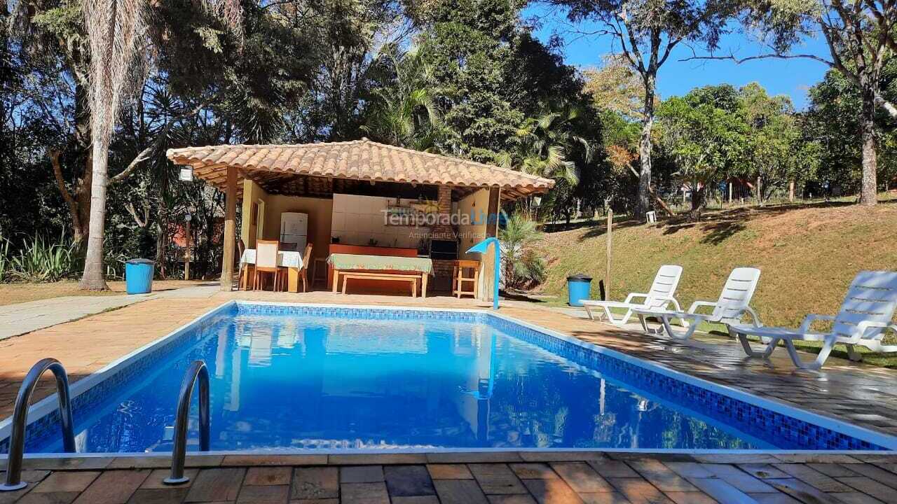 Granja para alquiler de vacaciones em Nova Lima (Parque Jardim Amanda)
