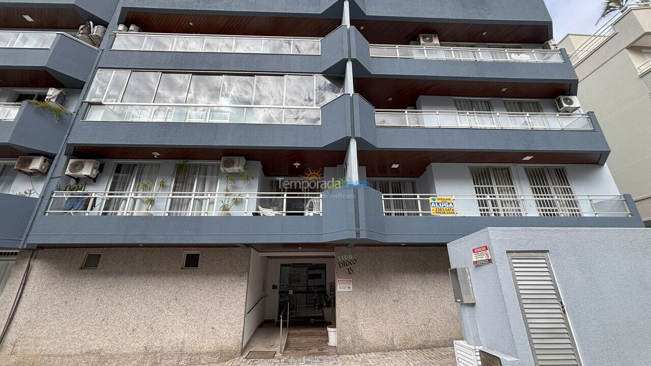 Apartment for vacation rental in Bombinhas (Praia de Bombas)
