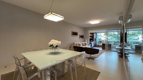 Apto de 4 Dormitórios (Decorado) Disponível para Locação na Riviera.