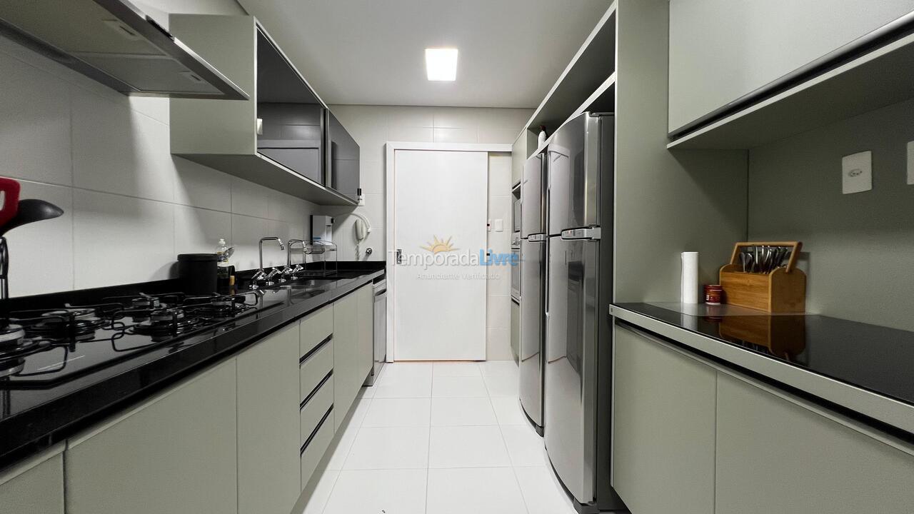 Apartamento para aluguel de temporada em Bertioga (Riviera de São Lourenço)