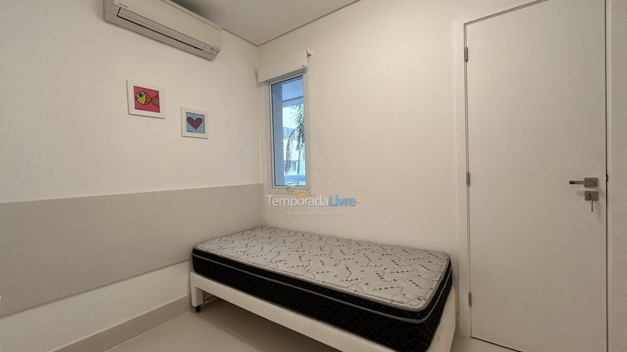 Apartamento para aluguel de temporada em Bertioga (Riviera de São Lourenço)
