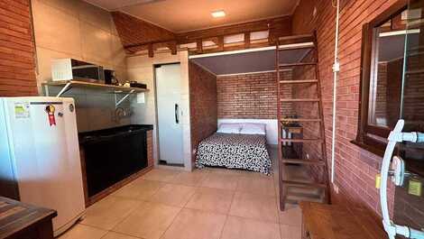 LOFT SOBRE LA ARENA FRENTE A PRAIA DO FORTE EN CABO FRIO