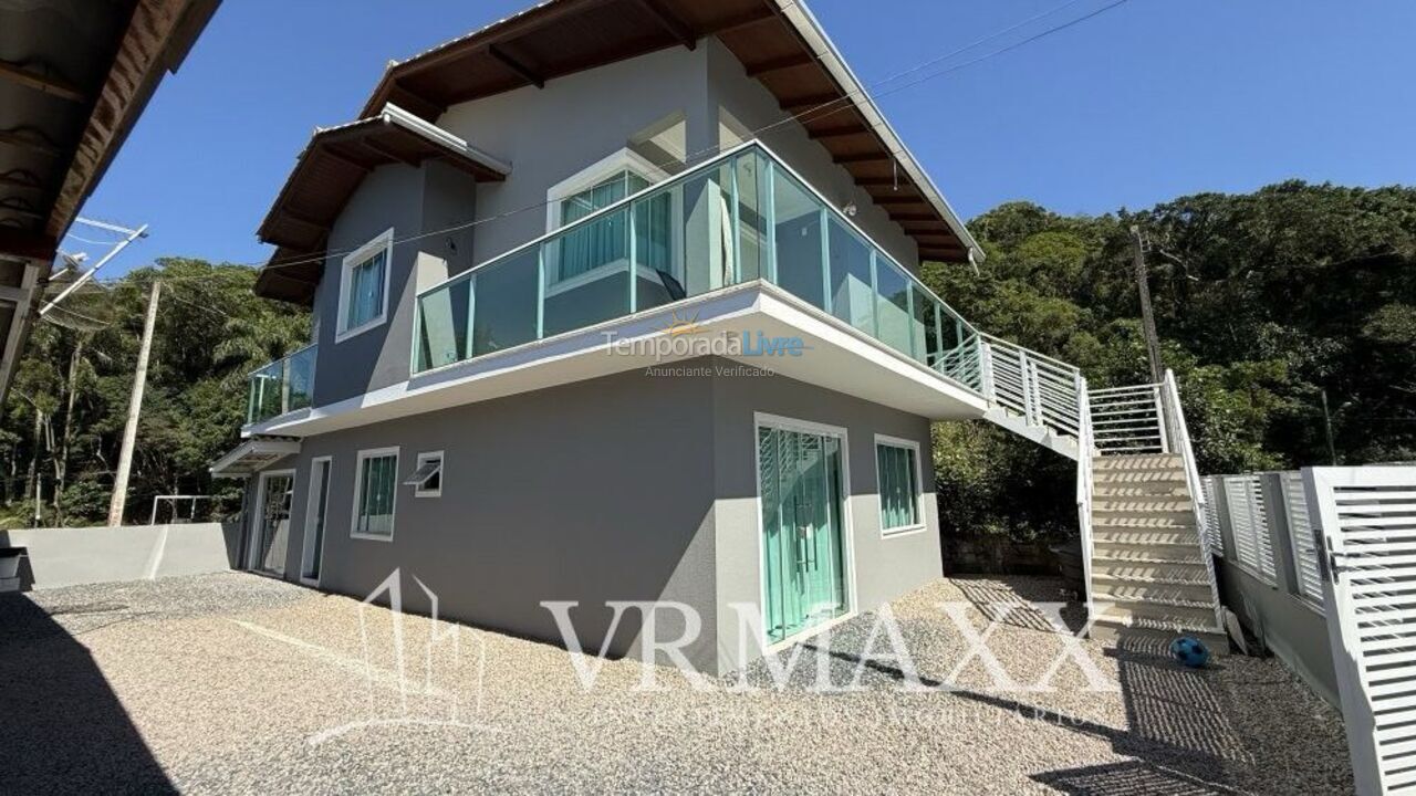 House for vacation rental in Bombinhas (Morrinhos)