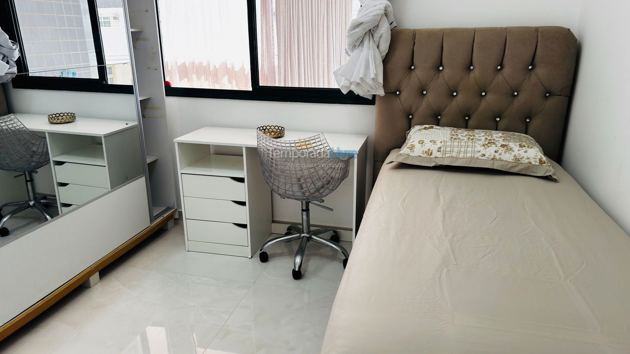 Apartment for vacation rental in Guarapari (Praia do Morro)