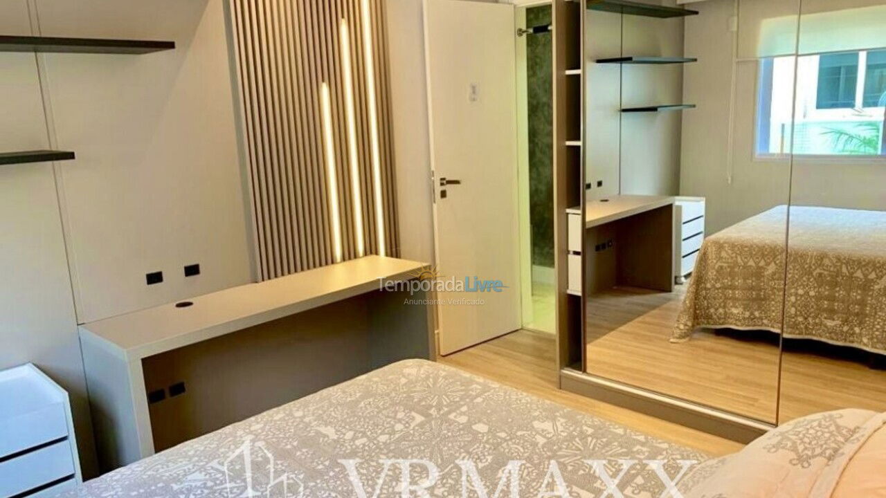Apartamento para alquiler de vacaciones em Bombinhas (Praia de Bombas)