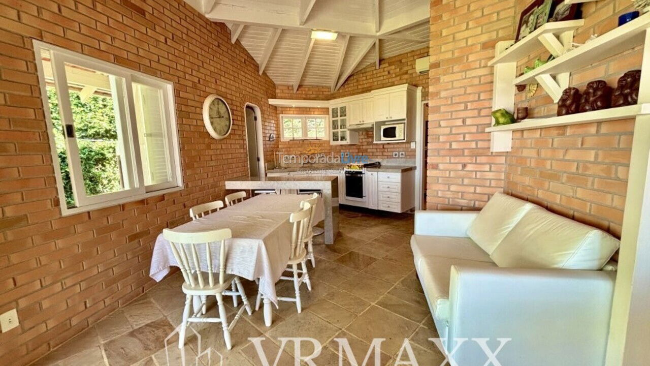 House for vacation rental in Bombinhas (Canto Grande)
