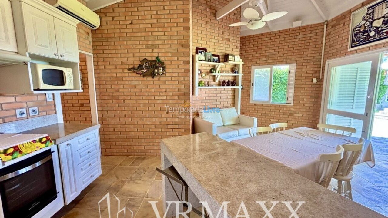 House for vacation rental in Bombinhas (Canto Grande)