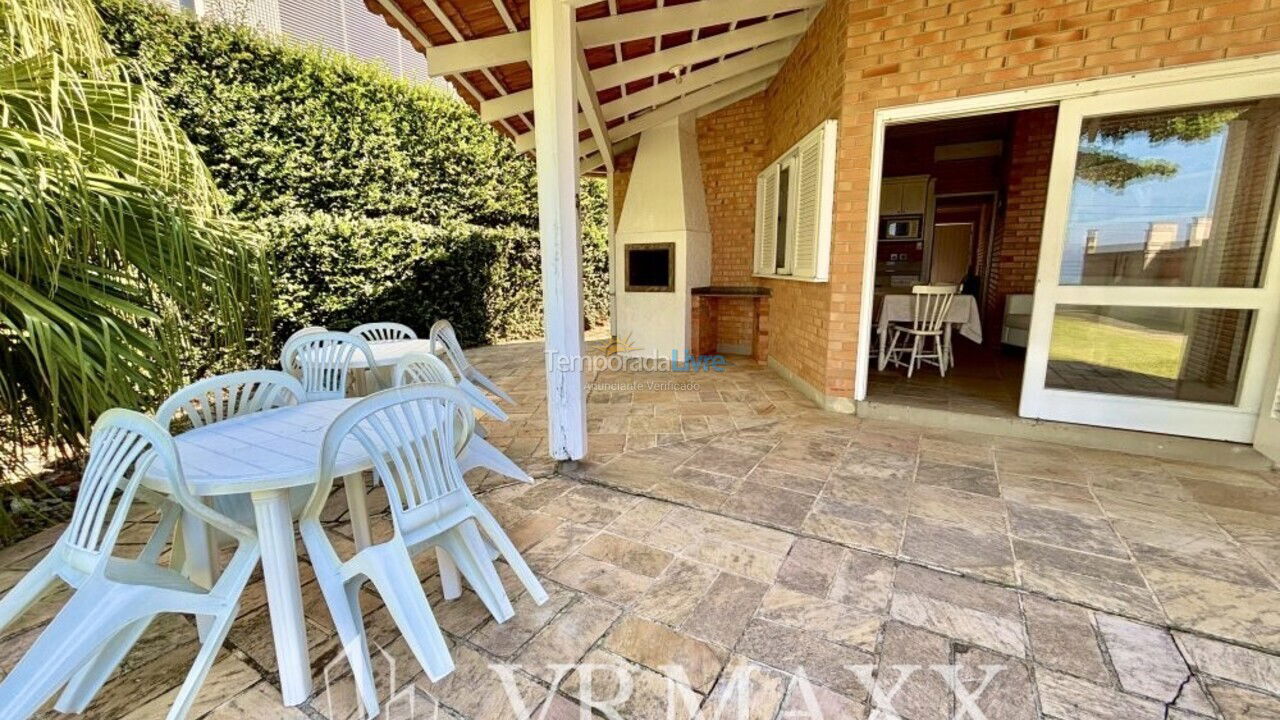 House for vacation rental in Bombinhas (Canto Grande)