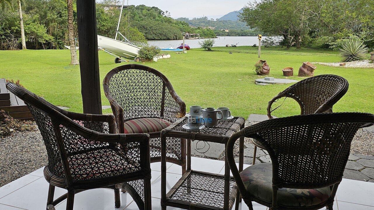 Apartment for vacation rental in Florianópolis (Canto da Lagoa)