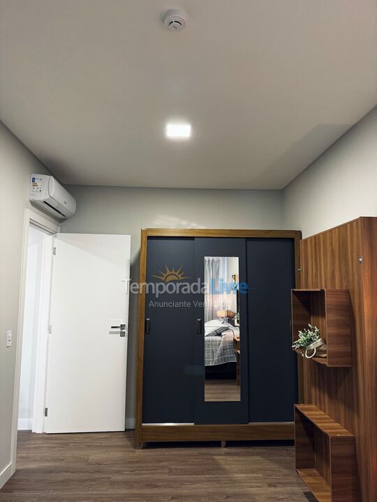 Apartment for vacation rental in Bombinhas (Praia de Bombas)