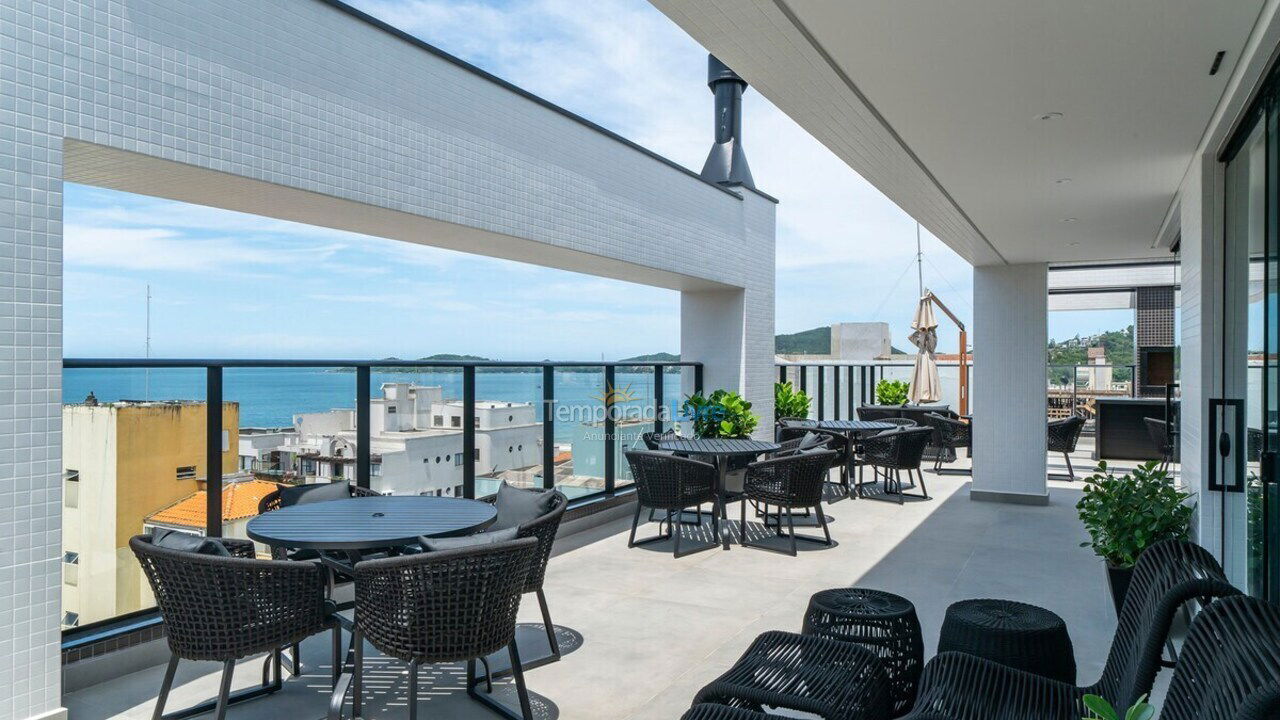 Apartment for vacation rental in Bombinhas (Praia de Bombas)