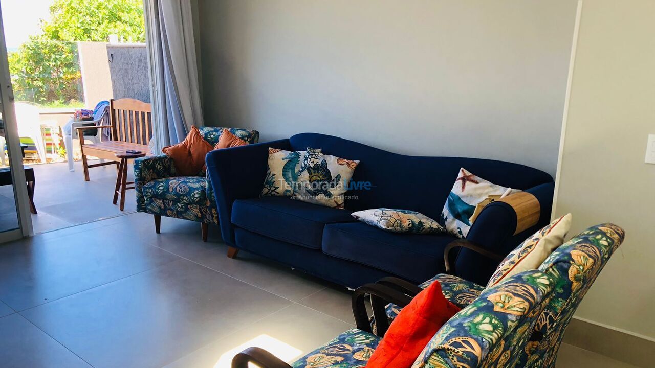 Casa para aluguel de temporada em Bombinhas (Praia de Bombas)