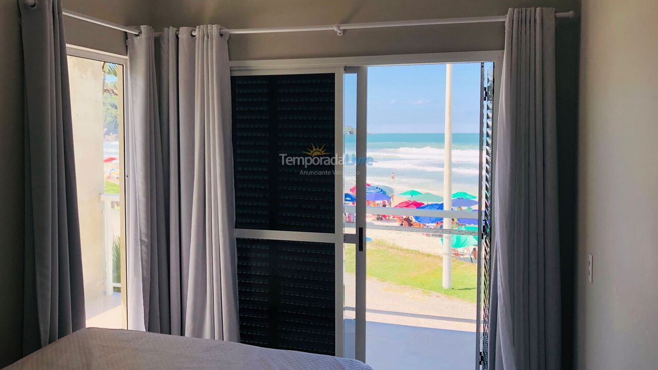 Casa para aluguel de temporada em Bombinhas (Praia de Bombas)