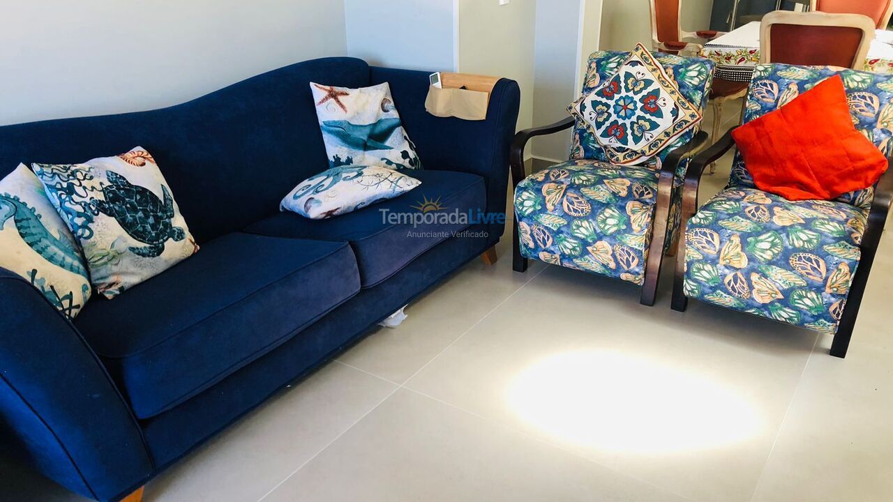 Casa para aluguel de temporada em Bombinhas (Praia de Bombas)