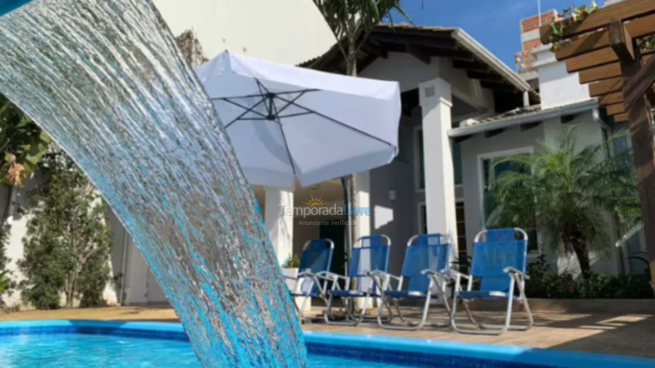 Casa para alquiler de vacaciones em Bombinhas (Canto Grande)