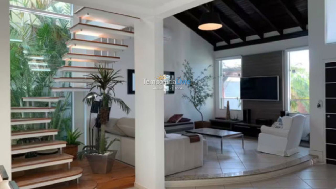 Casa para alquiler de vacaciones em Bombinhas (Canto Grande)