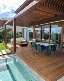 Casa con 6 suites en Praia do Forte - BA
