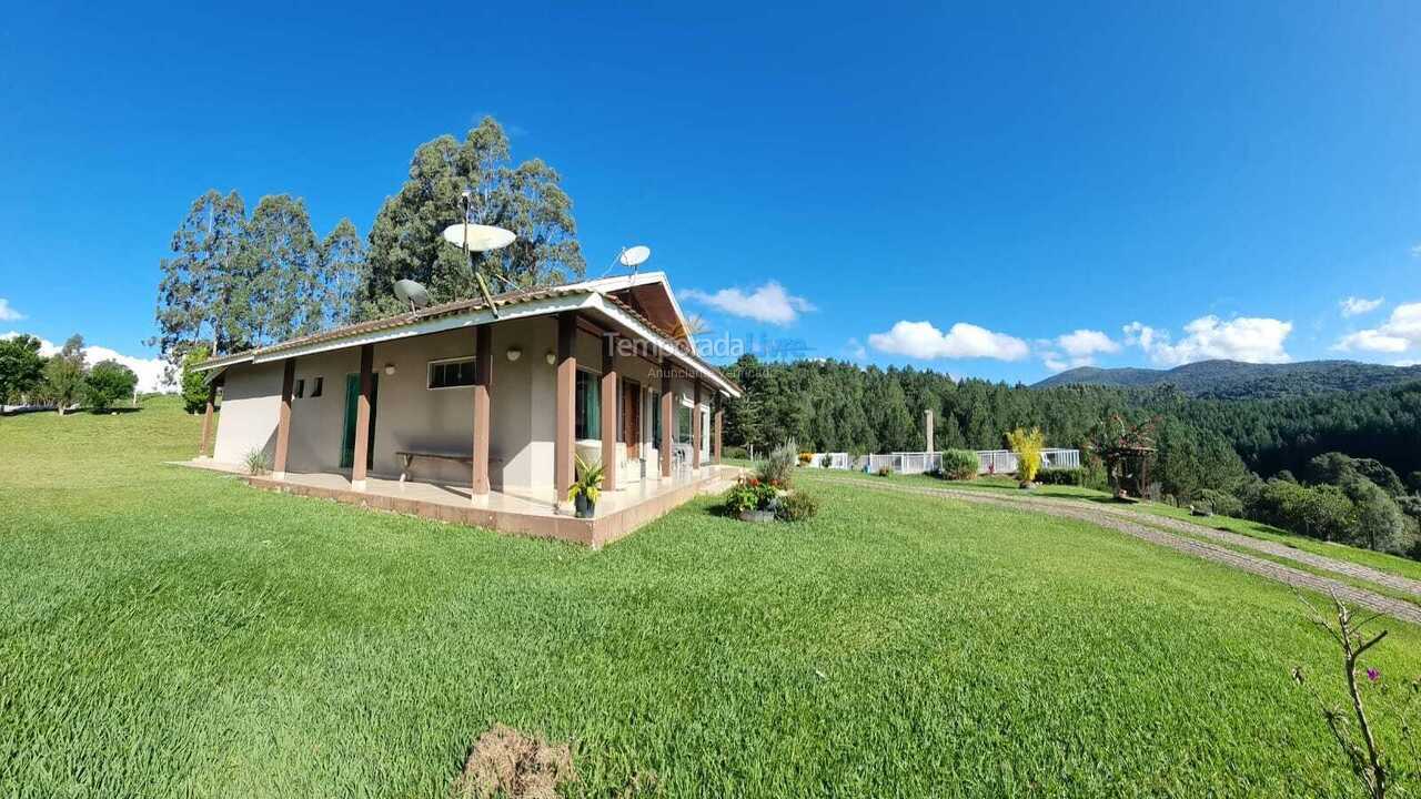 Ranch for vacation rental in Quatro Barras (Campininha)