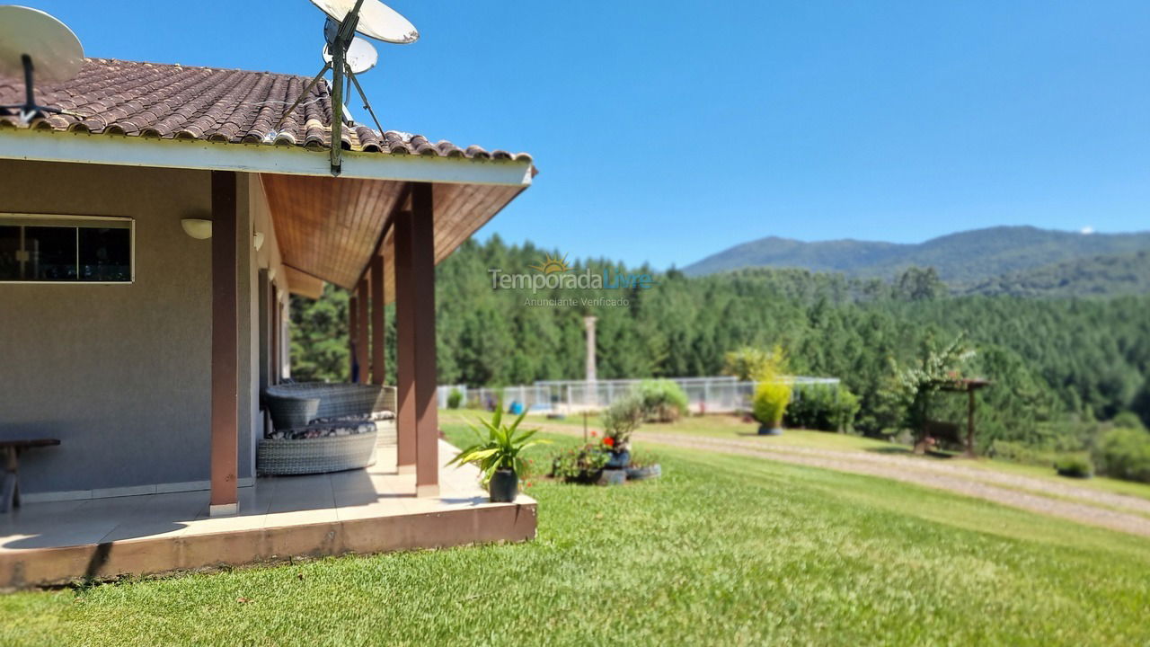 Ranch for vacation rental in Quatro Barras (Campininha)