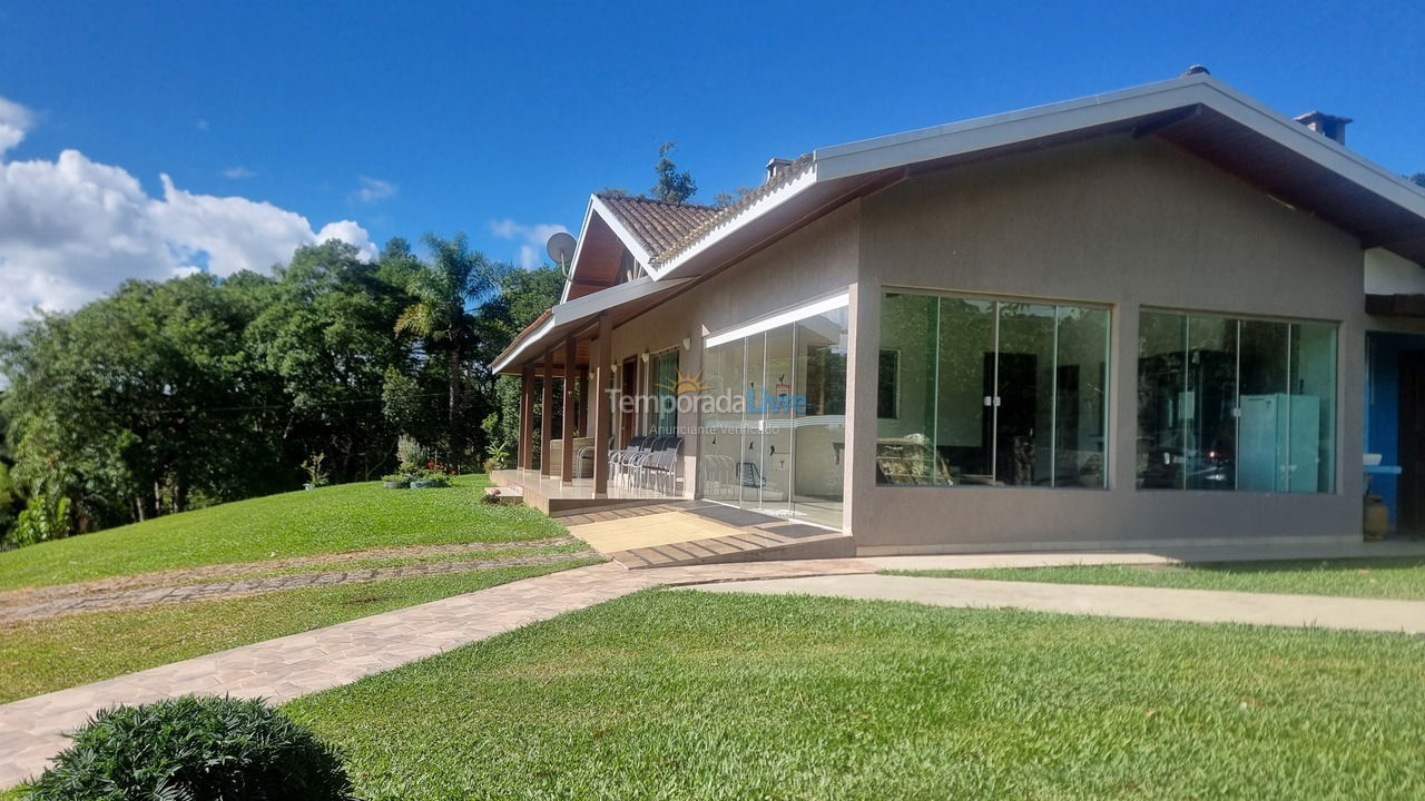 Ranch for vacation rental in Quatro Barras (Campininha)