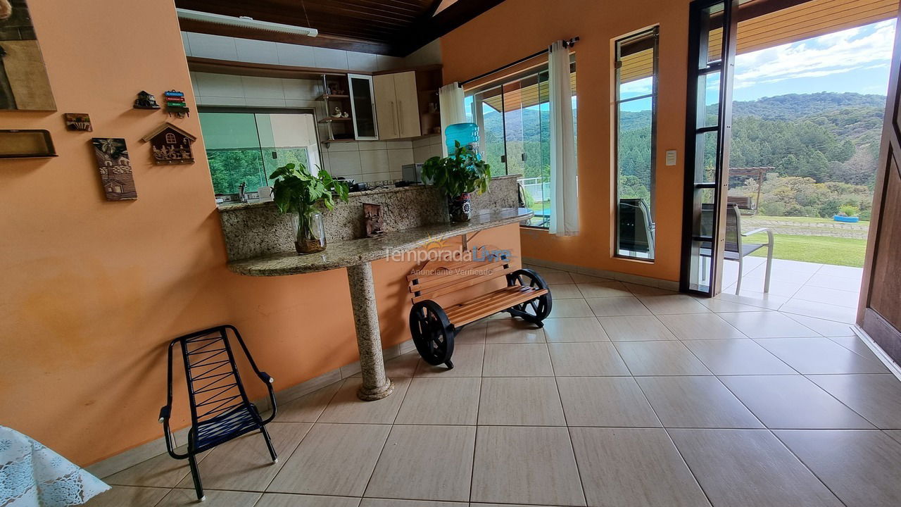 Ranch for vacation rental in Quatro Barras (Campininha)