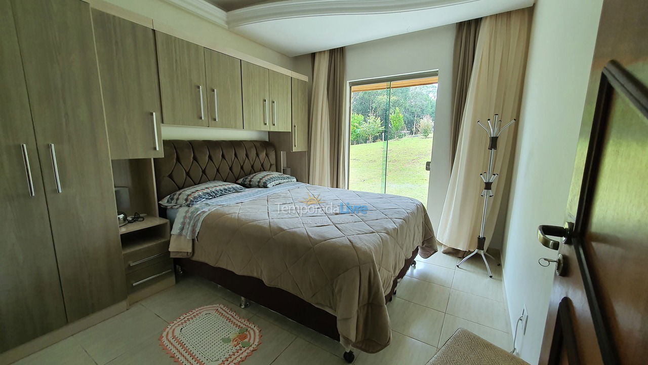 Ranch for vacation rental in Quatro Barras (Campininha)