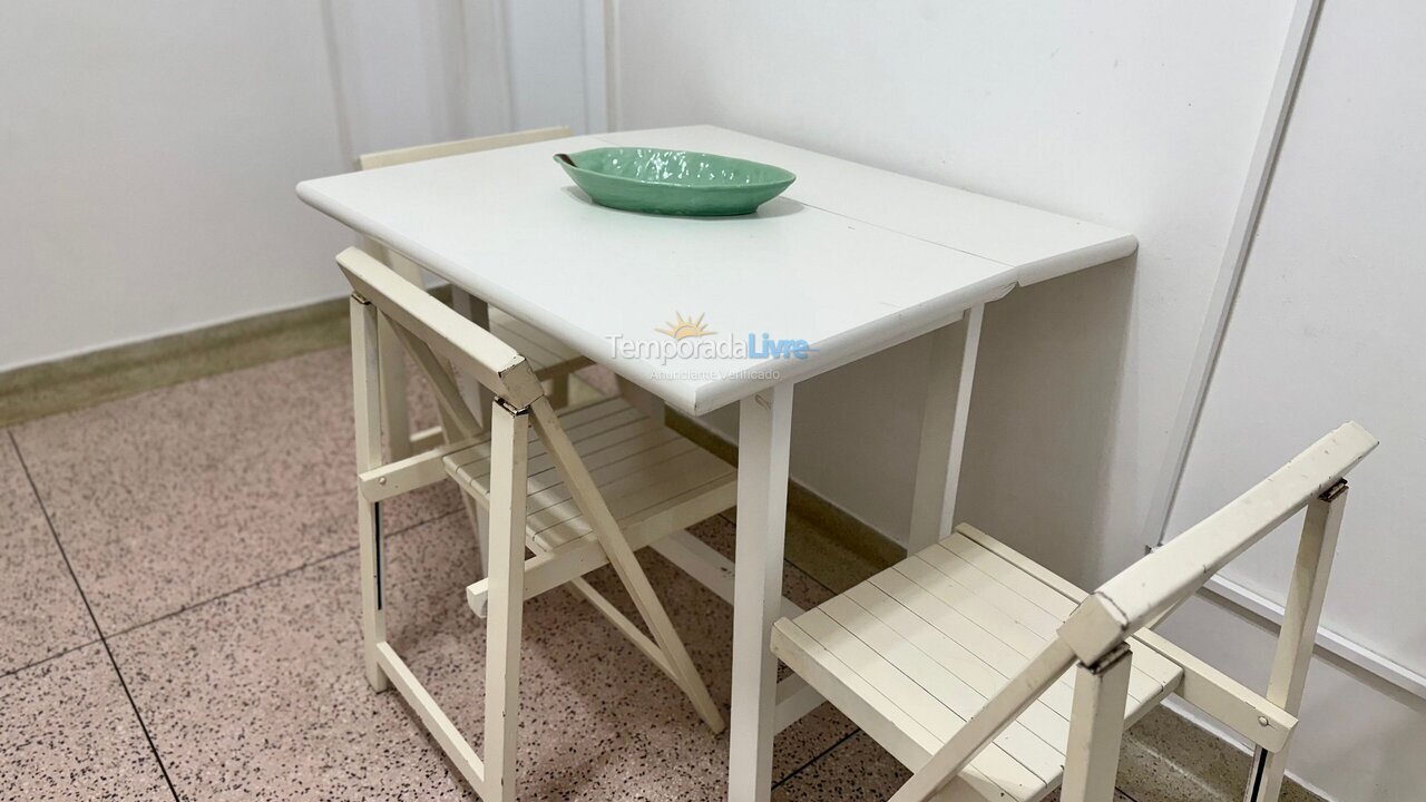Apartamento para aluguel de temporada em Praia Grande (Praia do Caiçara)