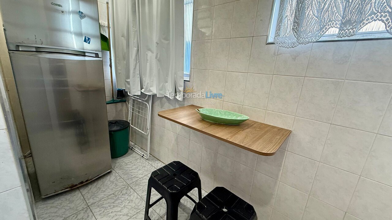 Apartamento para aluguel de temporada em Praia Grande (Praia do Caiçara)