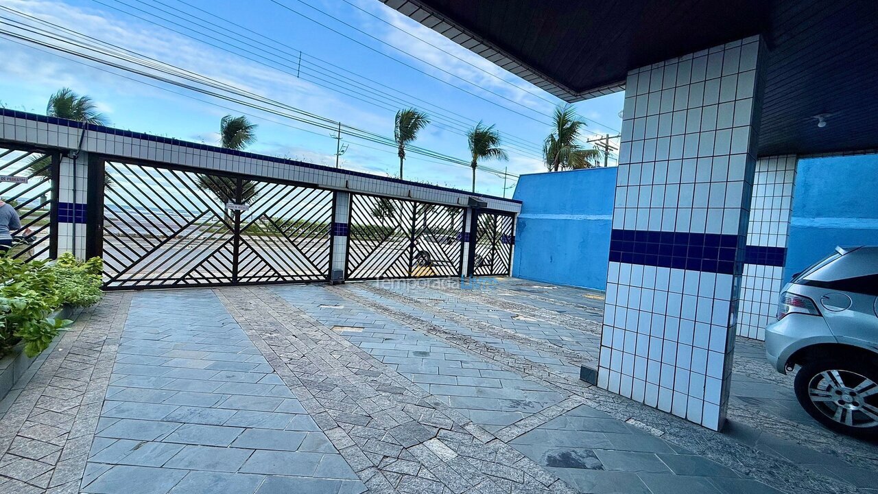 Apartamento para aluguel de temporada em Praia Grande (Praia do Caiçara)
