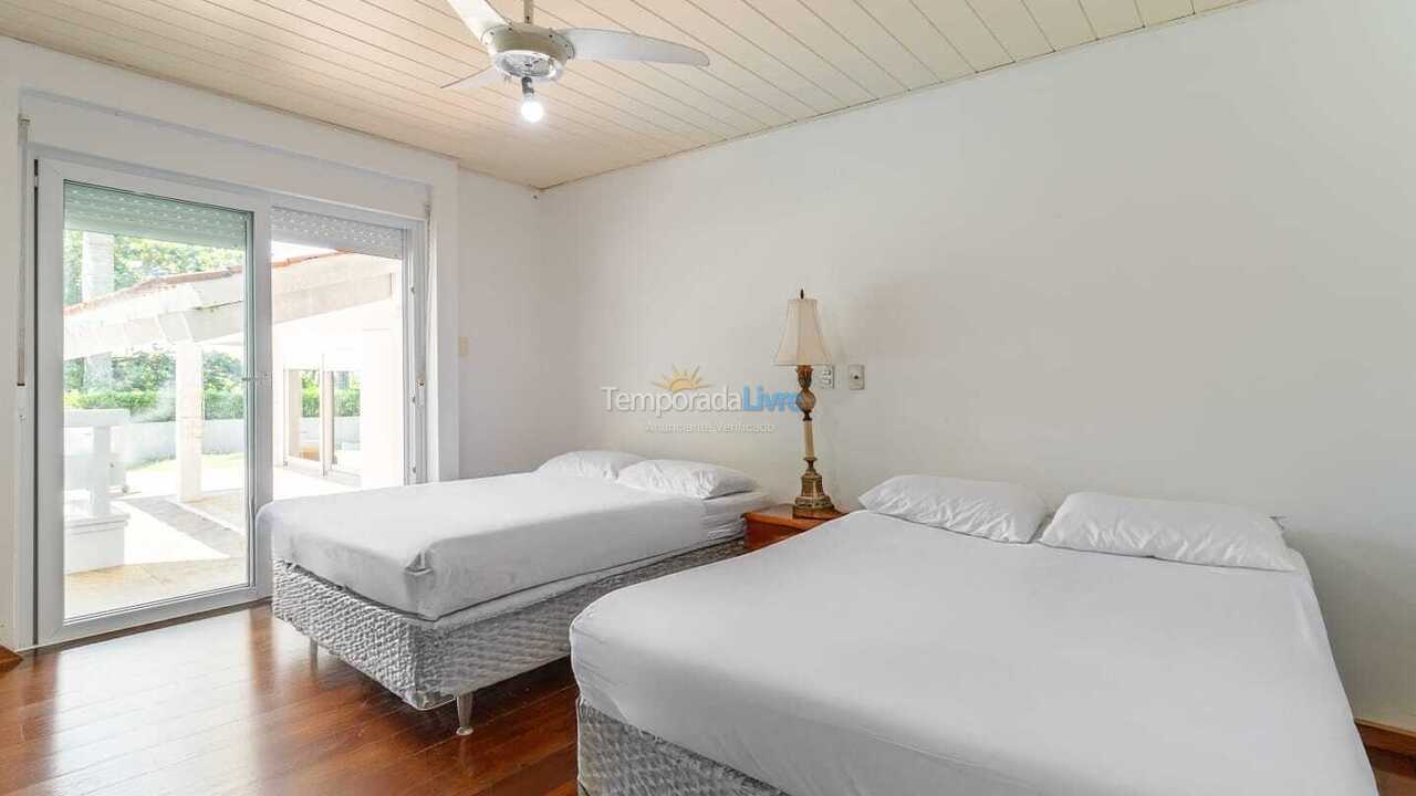 Casa para alquiler de vacaciones em Florianopolis (Jurerê Internacional)