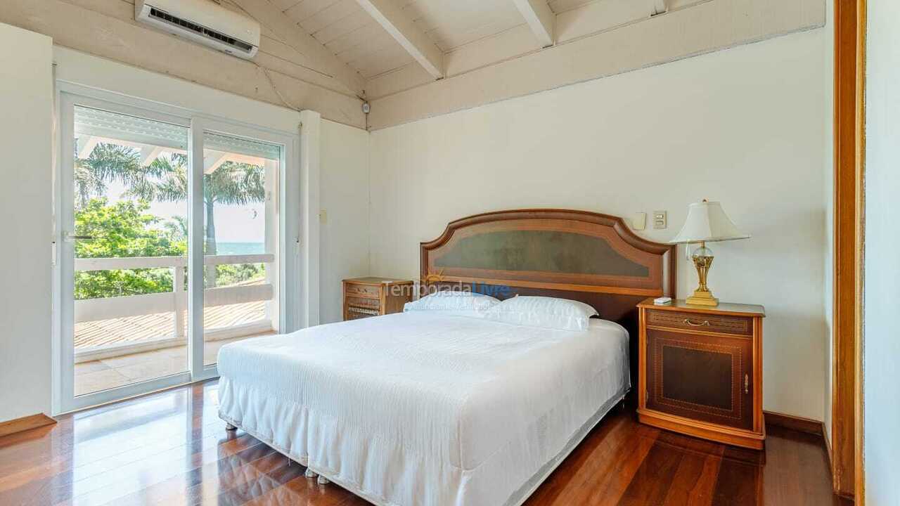 Casa para alquiler de vacaciones em Florianopolis (Jurerê Internacional)