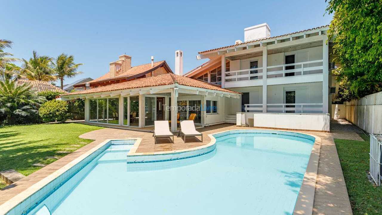 Casa para alquiler de vacaciones em Florianopolis (Jurerê Internacional)