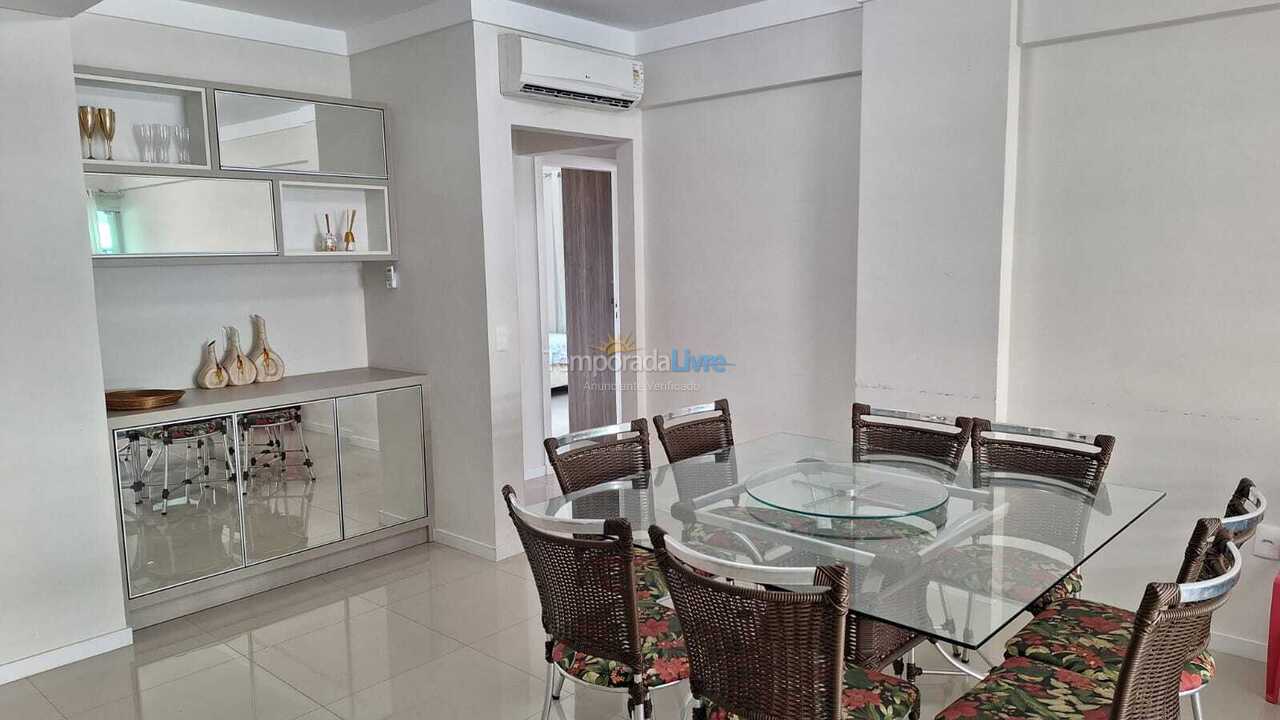 Apartamento para alquiler de vacaciones em Bombinhas (Praia de Bombas)