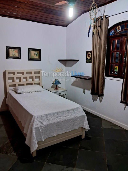 Casa para aluguel de temporada em Angra dos Reis (Praia da Guariba)