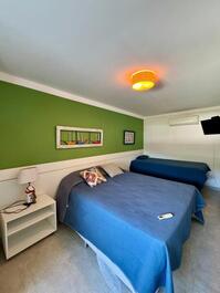 House in a condominium with 4 suites and heated pool