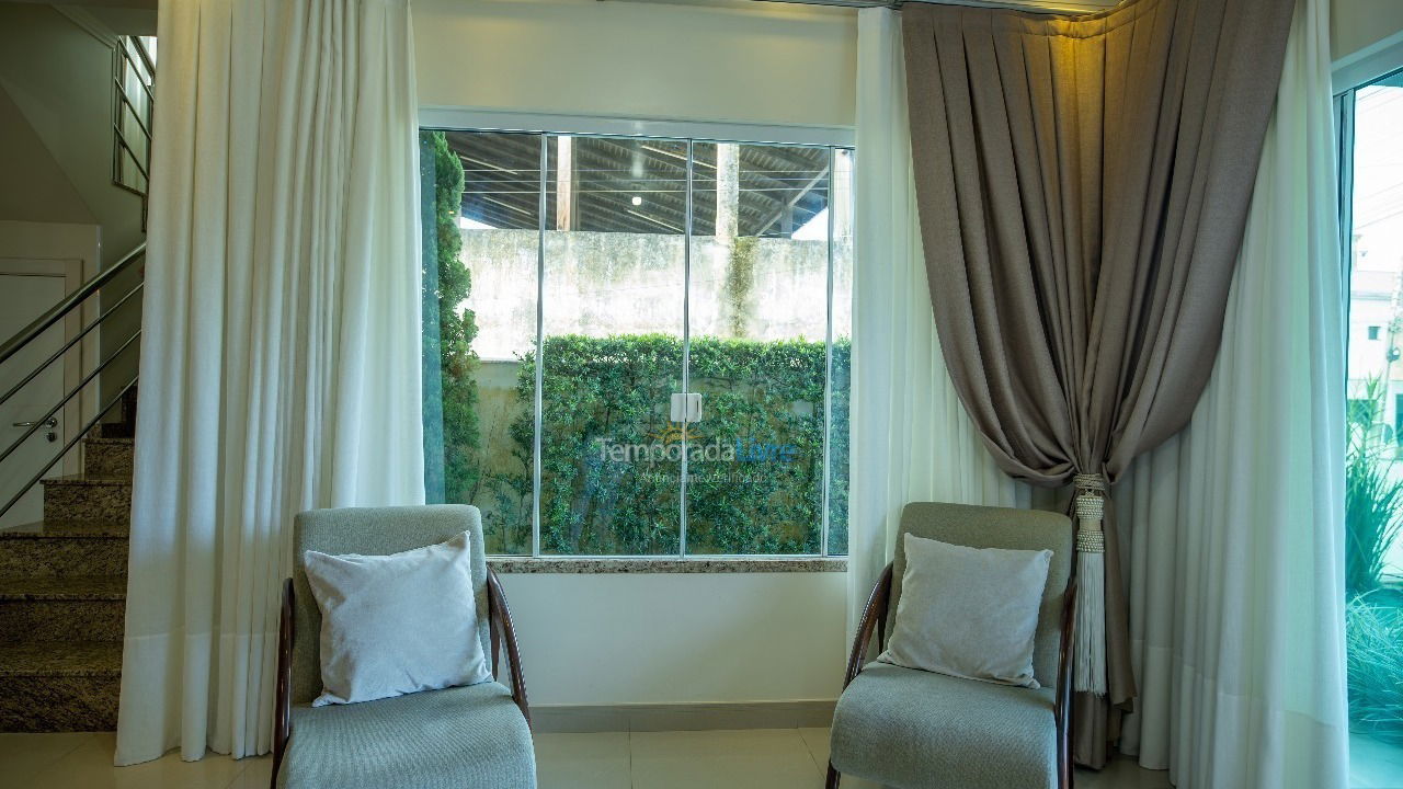 House for vacation rental in Bombinhas (Praia de Zimbros)