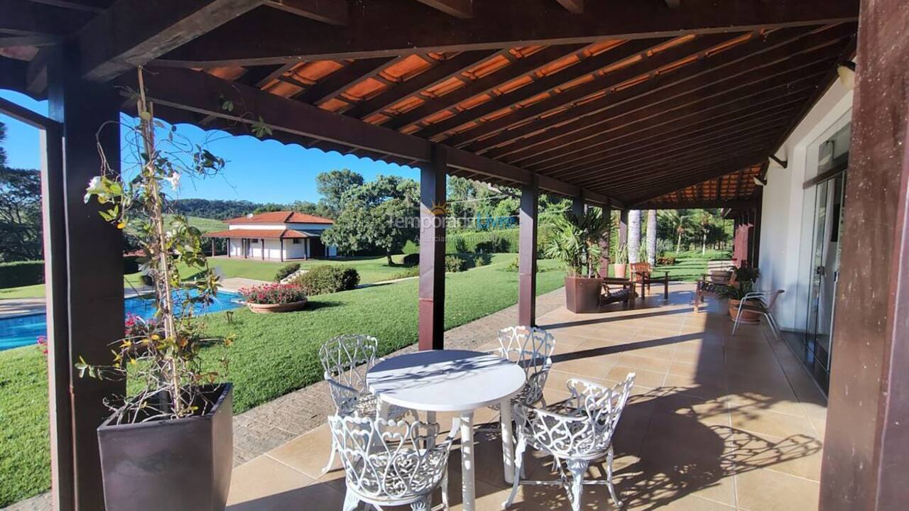 Chácara / sítio para aluguel de temporada em Espírito Santo do Pinhal (Residencial Recanto do Agreste)