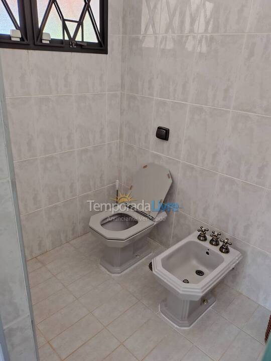 Chácara / sítio para aluguel de temporada em Espírito Santo do Pinhal (Residencial Recanto do Agreste)
