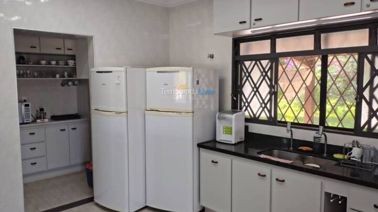 Chácara / sítio para aluguel de temporada em Espírito Santo do Pinhal (Residencial Recanto do Agreste)