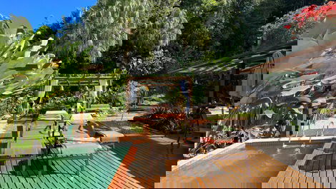 Deck da piscina 