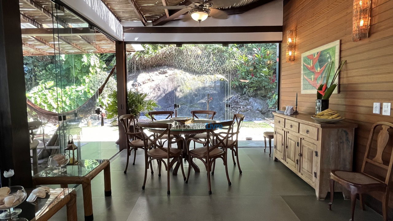 Casa para aluguel de temporada em São Sebastião (Camburi)