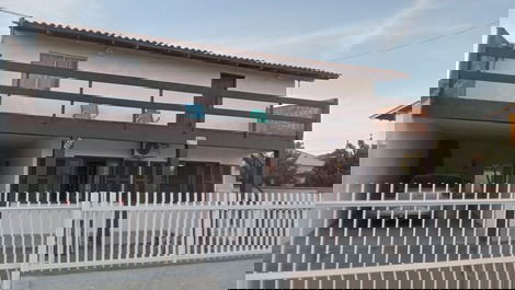 ¡Gran casa! con 3 habitaciones en São Francisco do Sul en Enseada.