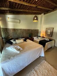 Excelente Casa no Quebra-Mar / Barra da Tijuca / Joá