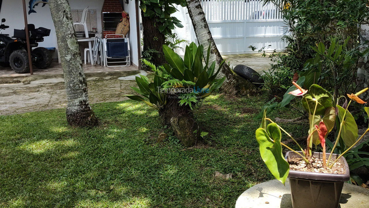 Casa para aluguel de temporada em Ubatuba (Praia do Lázaro)