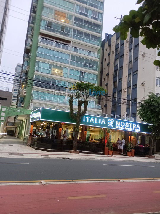 Apartamento para aluguel de temporada em Balneário Camboriú (Centro Balneário Camboriú)