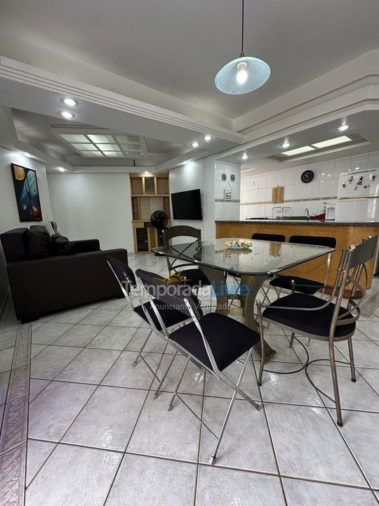 Apartamento para aluguel de temporada em Caldas Novas (Centro)