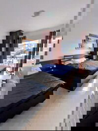 Quarto cama queen e solteiro