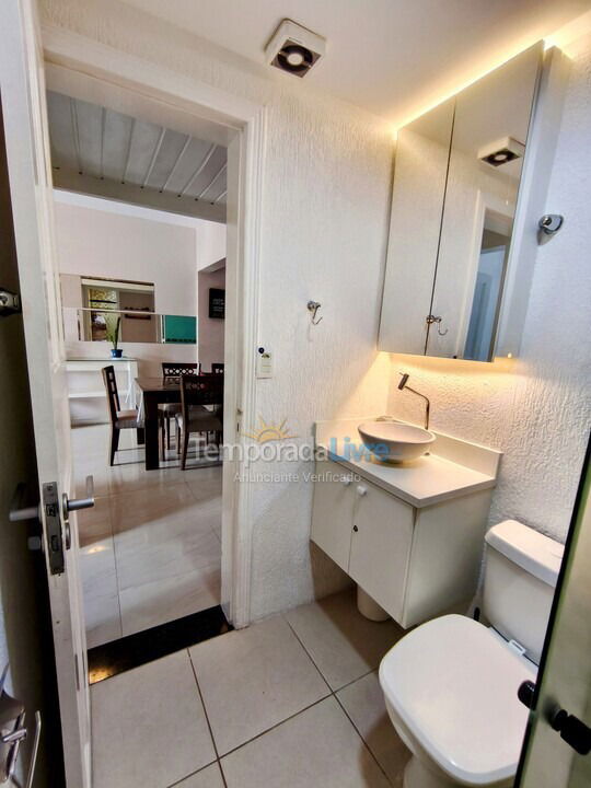 Apartamento para aluguel de temporada em Cabo Frio (Algodoal)