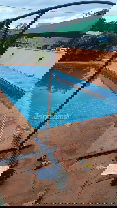 Casa para alquiler de vacaciones em Pardinho (Ninho Verde 2)