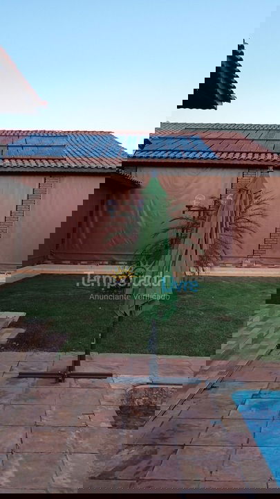 Casa para alquiler de vacaciones em Pardinho (Ninho Verde 2)